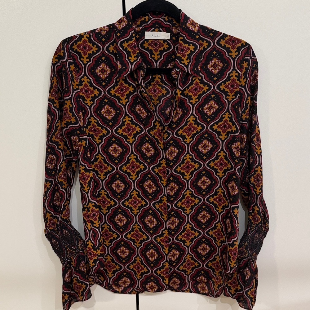 A.L.C. Aubrey Print Silk Printed Blouse Burgundy Gold Medallion Size 0